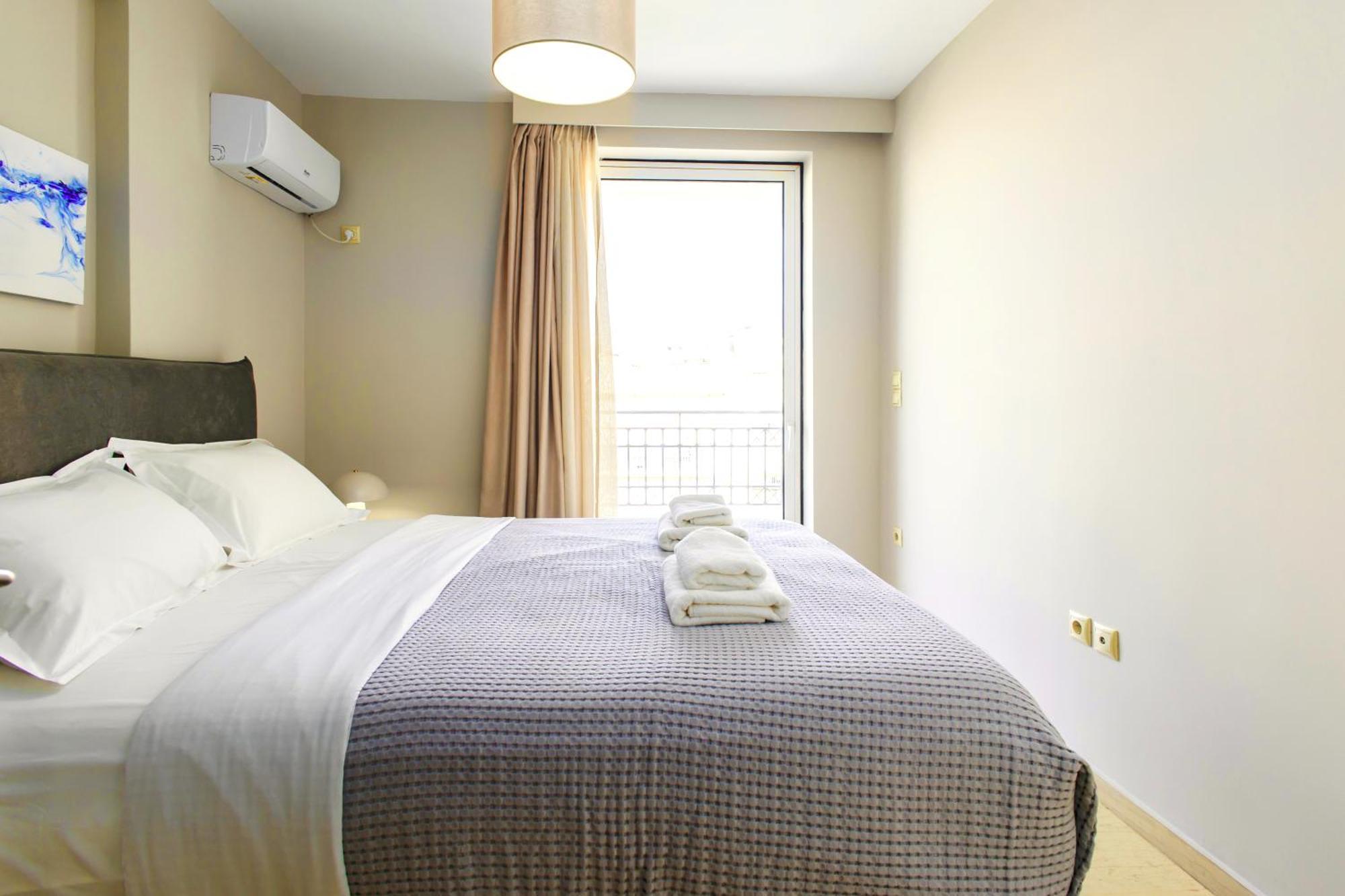 Lis153 By Smart Cozy Suites - Top Floors With Amazing City View - Available 24Hr Афины Экстерьер фото
