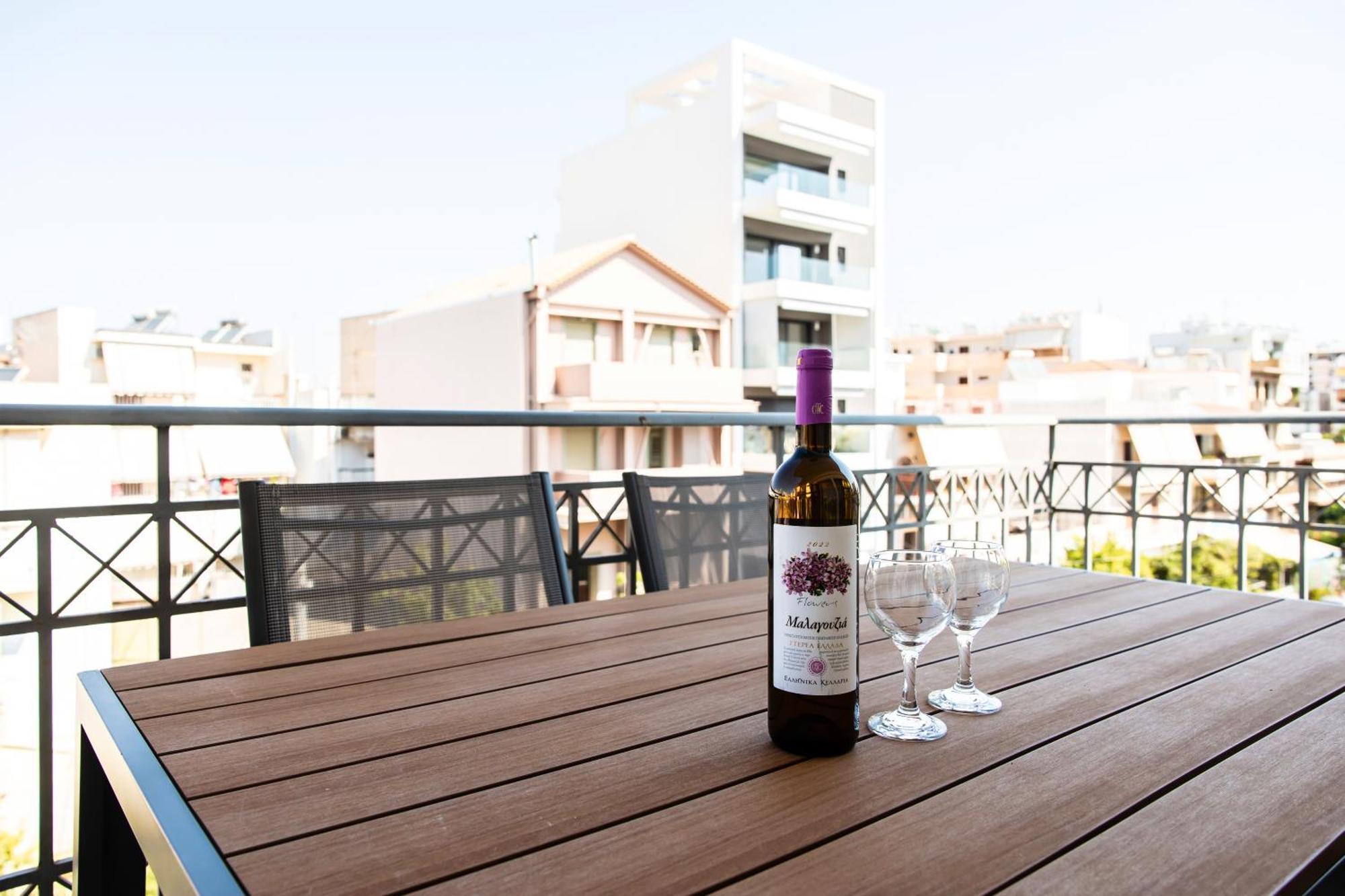 Lis153 By Smart Cozy Suites - Top Floors With Amazing City View - Available 24Hr Афины Экстерьер фото