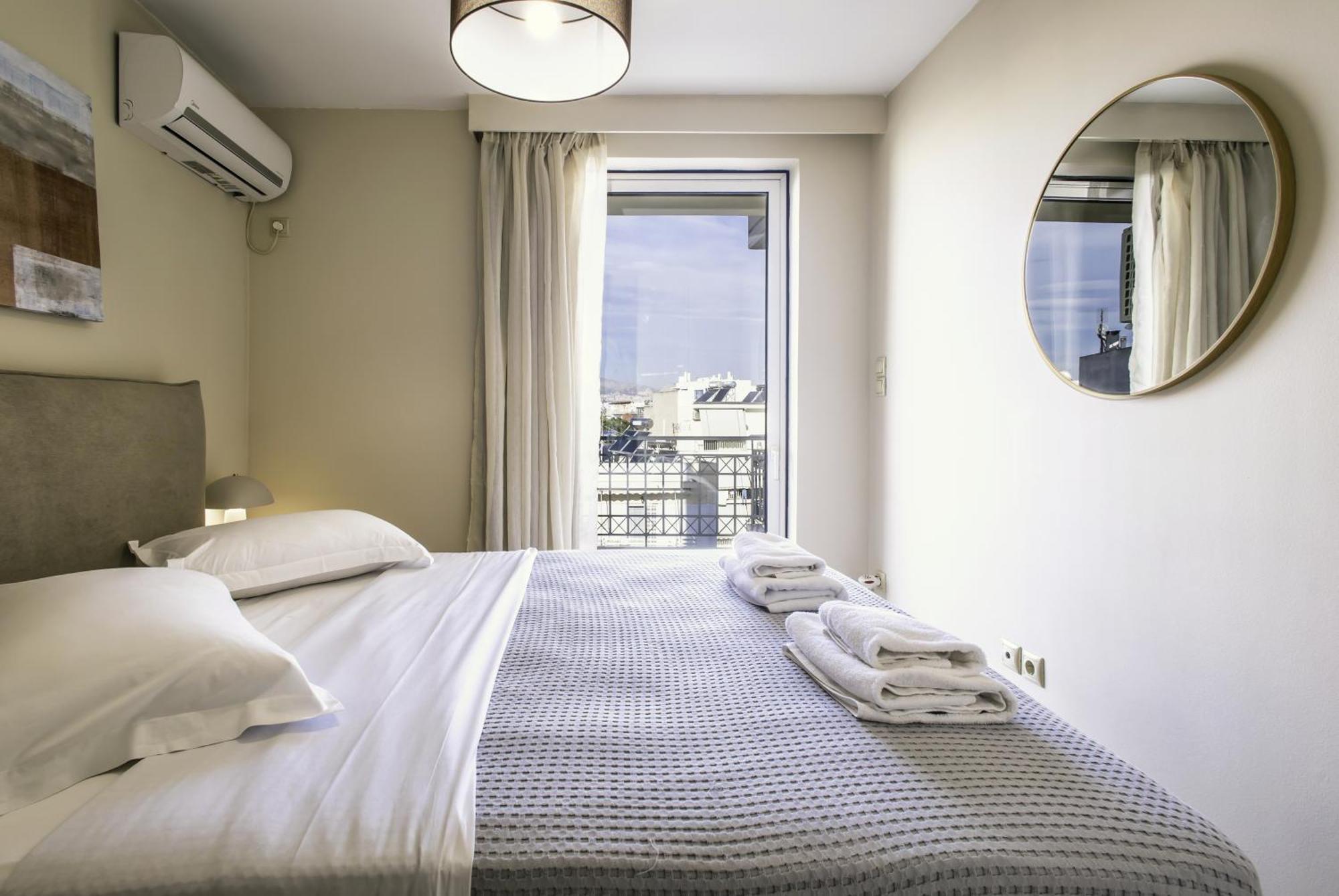 Lis153 By Smart Cozy Suites - Top Floors With Amazing City View - Available 24Hr Афины Экстерьер фото